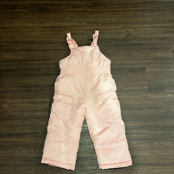 Carters 4T pink snowsuit - Picture 3 of 3